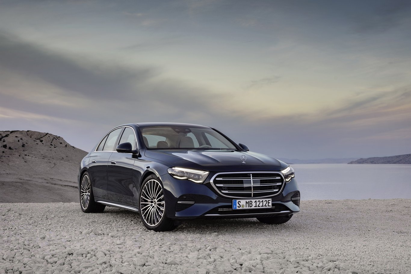 Mercedes-Benz Yeni E-Serisi tanıtıldı