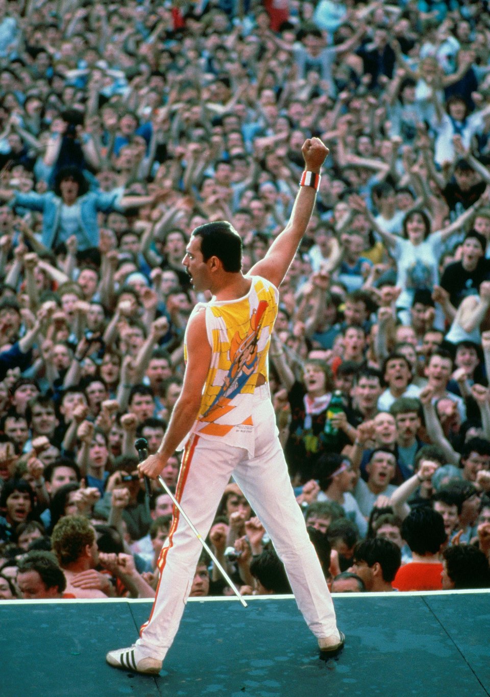 Mary Austin, Freddie Mercury'nin eşyalarını açık artırmaya çıkaracak - Magazin haberleri