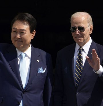 ABD Başkanı Biden, Güney Kore lideri Yoon Suk-yeol ile görüşmesinin ardından Kuzey Kore için sert mesajlar verdi. Herhangi bir nükleer saldırının Kuzey Kore rejiminin sonunu getireceğini belirten Biden, Güney Kore ile daha yakın çalışacaklarını bildirdi. Başkanlık için yeniden adaylığını koyan Biden, Donald Trump