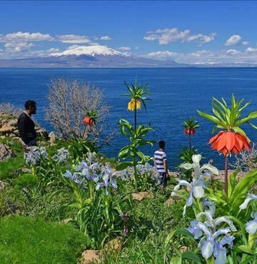 Habertürk Meteoroloji Mühendisi Hüseyin Öztel, bu hafta sonu güneşli, biraz rüzgarlı ve serin İstanbul havasında gölgeler ve güneş altı epey fark edeceğini kaleme aldı