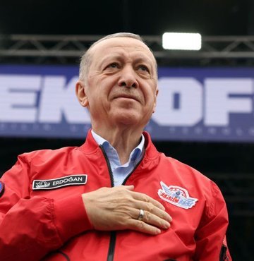 Cumhurbaşkanı Recep Tayyip Erdoğan, Azerbaycan Cumhurbaşkanı İlham Aliyev ile Atatürk Havalimanı