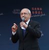 Gündeme ilişkin değerlendirmelerde bulunan Cumhurbaşkanı Adayı ve CHP Genel Başkanı Kemal Kılıçdaroğlu, "Karalama kampanyasıyla yalanlarla iftiralarla beni suçlamak istiyorlar, ben de bunu açıkladım. Seçimi kaybediyorlar, bunun paniği içindeler" dedi. Seçimlerin ilk turda biteceğini belirten Kılıçdaroğlu, "Bir değişim talebi dipten geliyor,