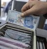 Emekli zammı son dakika gelişmeleri milyonlarca vatandaş tarafından yakından takip ediliyor. Cumhurbaşkanı Recep Tayyip Erdoğan, Ocak ayında refah payı ile birlikte yüzde 30 oranında zam yapılan emekli maaşlarının enflasyona ezdirilmeyeceğini açıkladı. TÜİK tarafından açıklanan Nisan ayı enflasyon rakamları ile emekli maaş zammı senaryoları da netleşti. İşte 2023 4 aylık enflasyon farkı ile kalem kalem yeni emekli maaşları...