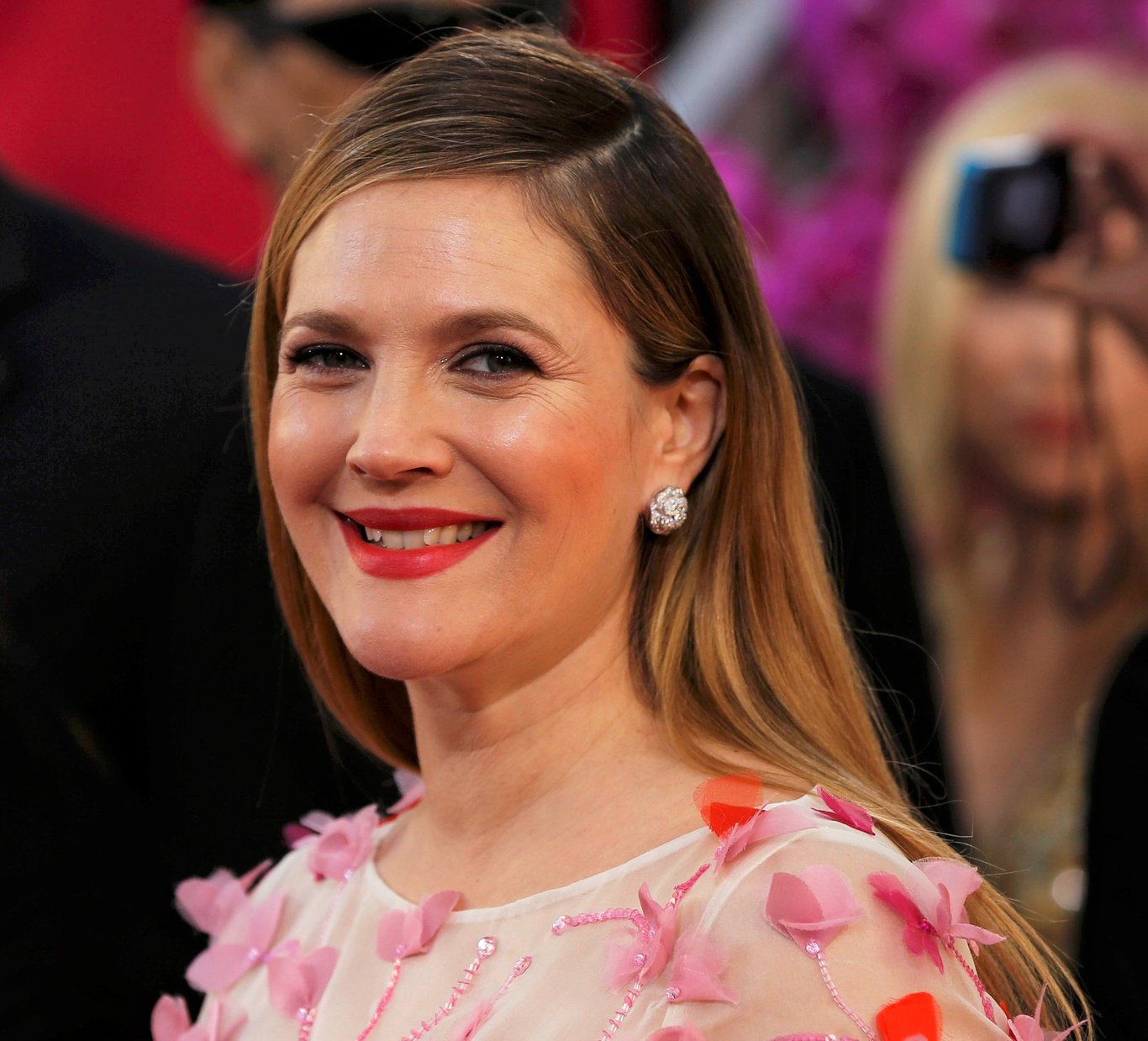 Drew Barrymore sunuculuktan çekildi - Magazin haberleri