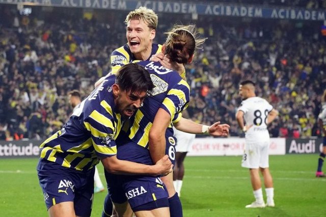 Fenerbahçe nasıl şampiyon olur? Fenerbahçe'nin kalan maçları ve