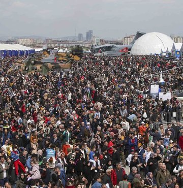 TEKNOFEST'ten 'tam bağımsız Türkiye' marşı