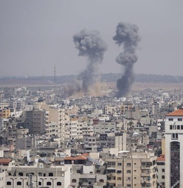 Mısır devlet kanalı, Gazze şeridi ve İsrail arasında ateşkes sağlandığını duyurdu. İsrail Başbakanı Binyamin Netanyahu ise ateşkesi yalanlayarak, "Gazze