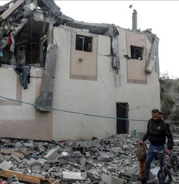 Mısır hükümeti, İsrail ile Filistinli gruplar arasında geçici ateşkes için çalışmalar yürütmüş, tarafların heyetleriyle Kahire