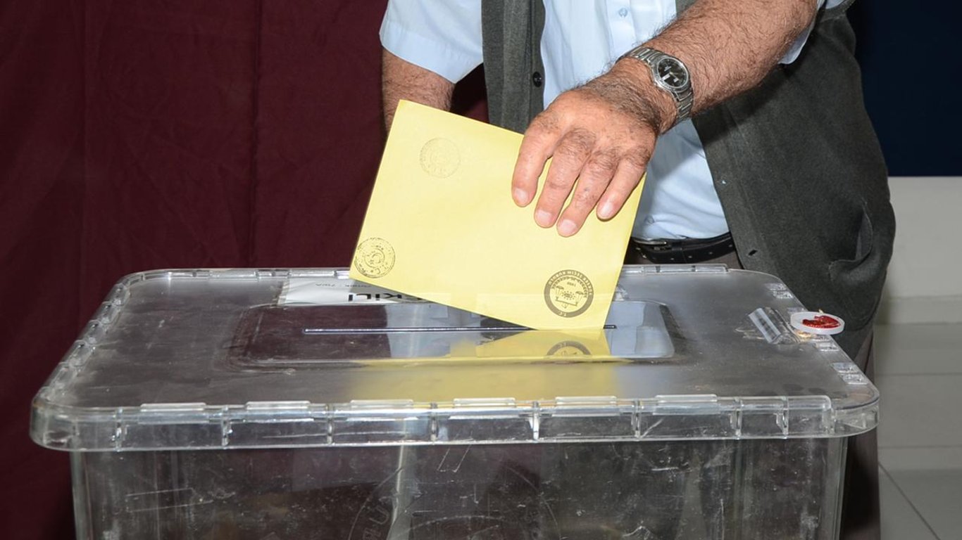 CANLI | 2023 Seçim Sonuçları ve Türkiye Geneli Seçim Sonucu Açıklanıyor: 14 Mayıs Oy Oranları, Milletvekili Sayısı ve Son Dakika Cumhurbaşkanlığı Seçim Sonuçları İl İl
