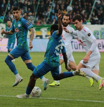 Çaykur Rizespor, Altınordu ile 0-0 berabere kalarak Samsunspor