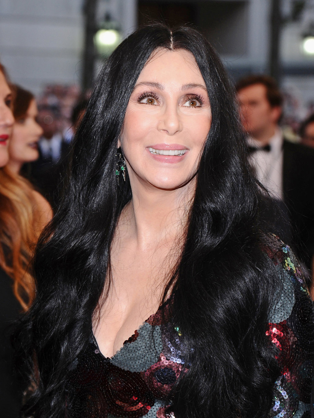 Cher: Biri ne zaman yaşlı hissedeceğimi söyleyebilir mi? - Magazin haberleri