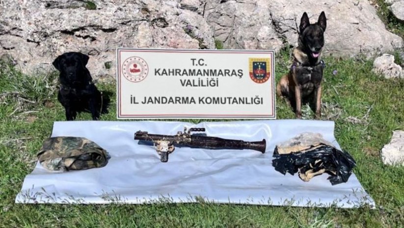 Toprağa gömülü roketatar ele geçirildi