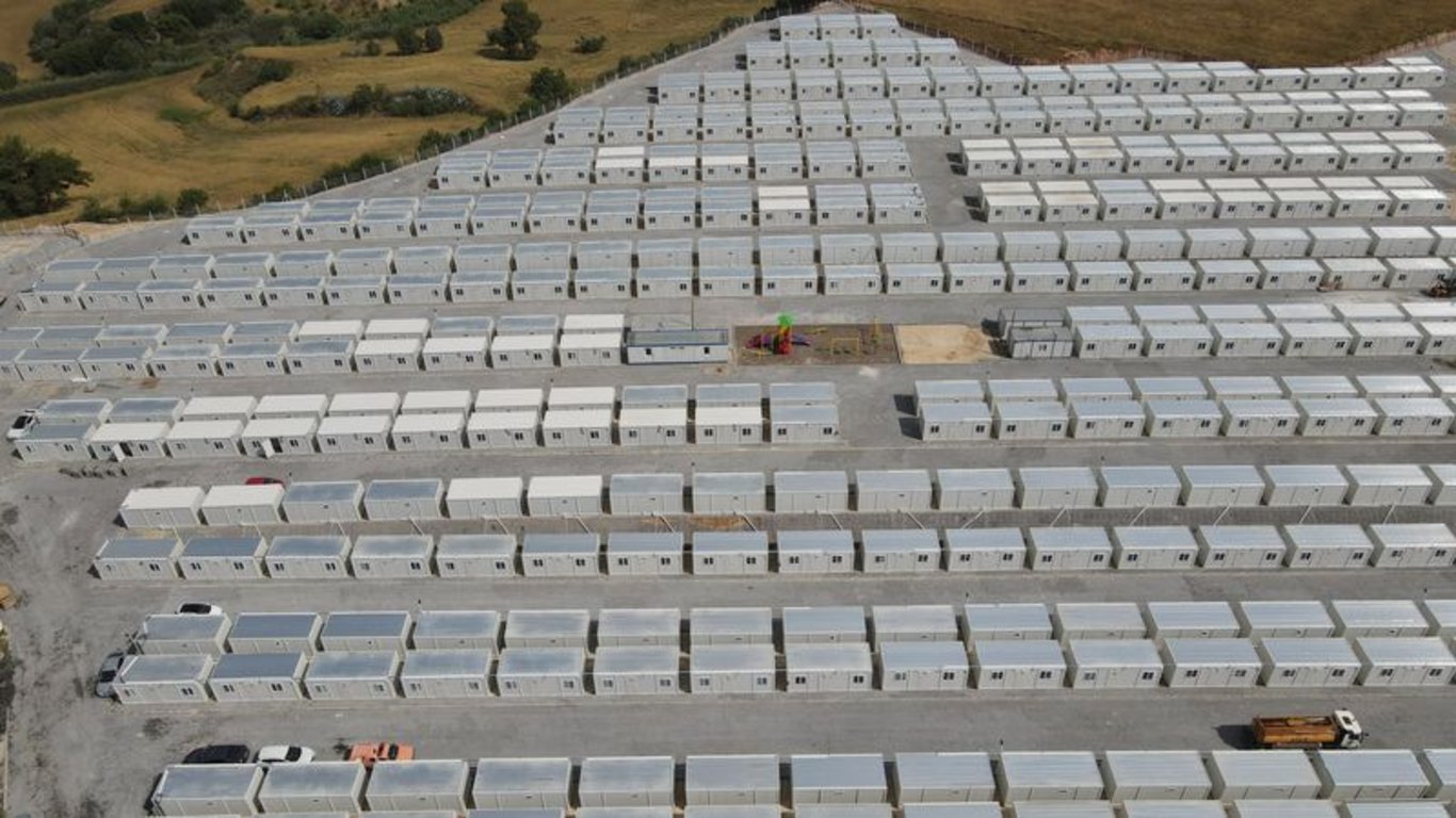 Adana'da depremzedeler için kurulan konteyner kentte yaşam başladı - Haberler