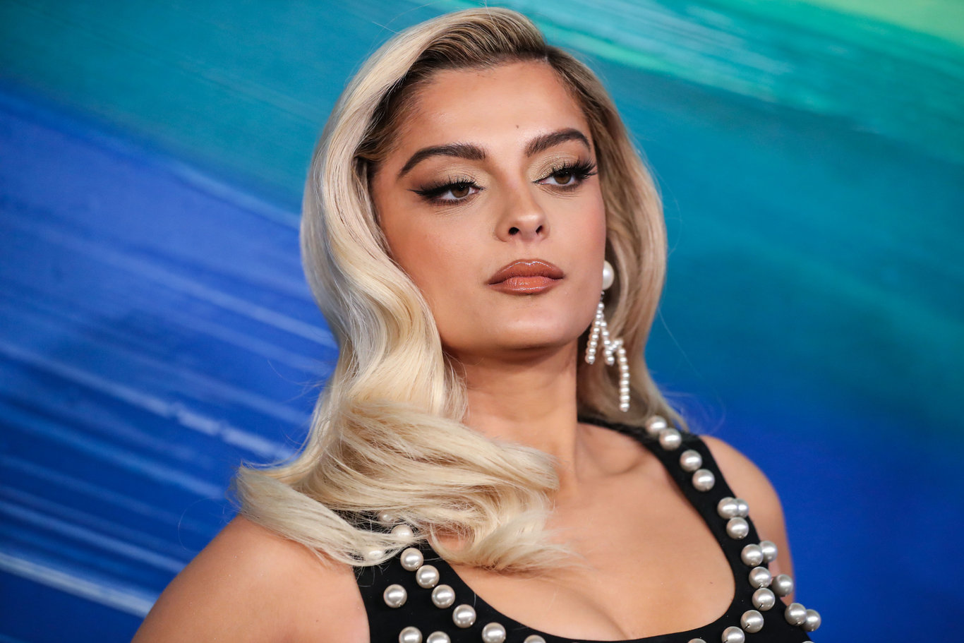 Bebe Rexha, kendisiyle alay edenlere yalvardı - Magazin haberleri