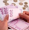Memur maaş zammında gözler temmuz ayına çevrildi. En düşük memur maaşı konusunda kritik açıklamalarda bulunan Cumhurbaşkanı Erdoğan çalışmaların temmuz ayına kadar tamamlanacağını vurguladı. Bilindiği gibi emekli ve memur maaşlarına 6 aylık enflasyon farkına göre zam gelmektedir. TÜİK 4 aylık enflasyon oranını açıklamasının ardından temmuz memur maaşı hesaplamaları sıklaştı. İşte 2023 memur ek zammı hesaplama yöntemi...