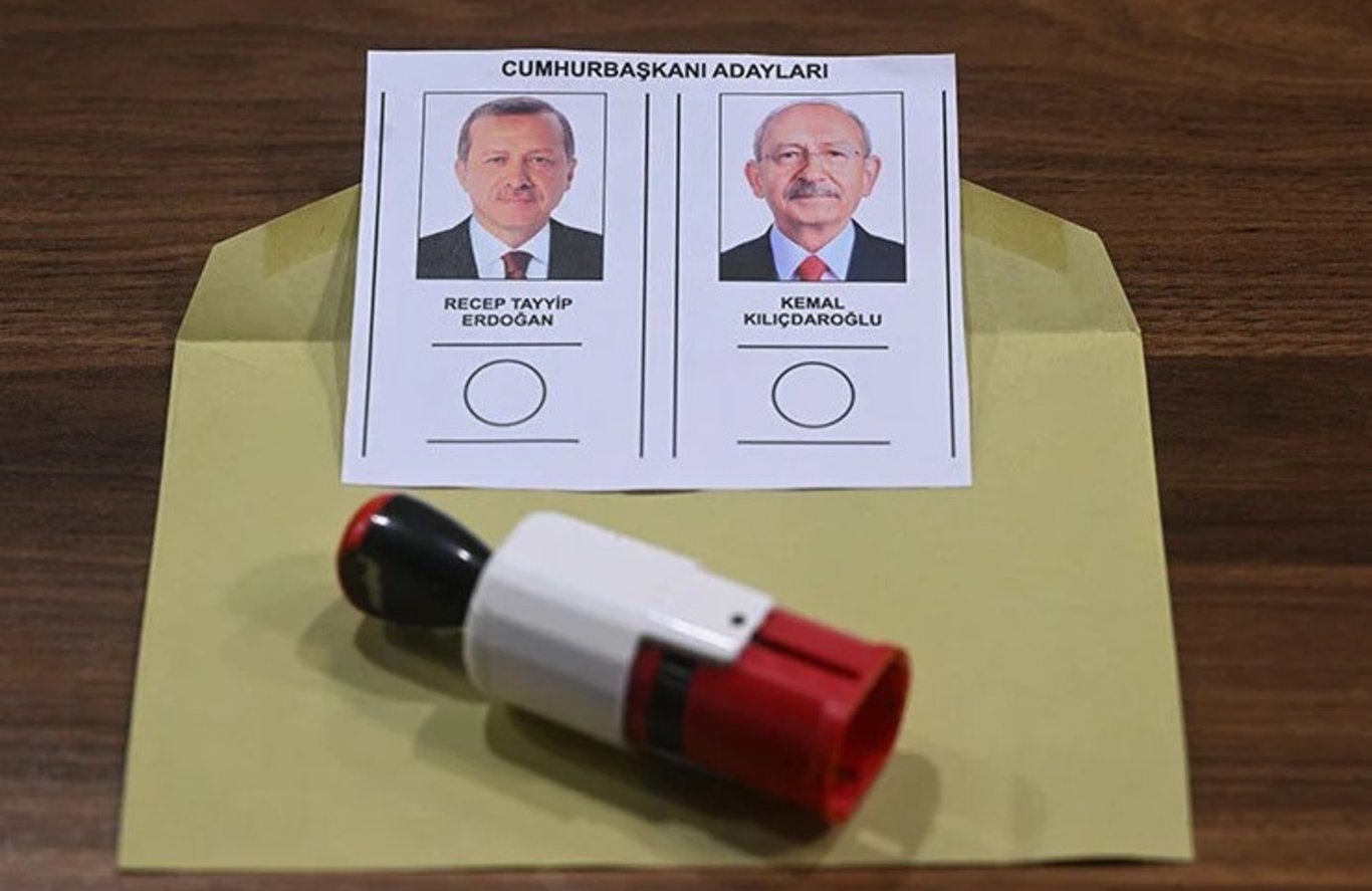 OY KULLANMA SAATLERİ 28 Mayıs 2023 | Cumhurbaşkanlığı 2. tur seçimlerinde oy verme işlemi saat kaçta başlıyor ve kaçta bitiyor?