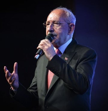 Cumhurbaşkanı adayı Kılıçdaroğlu, Cumhurbaşkanlığı seçimlerinin ikinci turunda, birinci tur seçimlerine göre 11 ilde oy kaybetti. İşte o iller ve her iki turdaki oy oranları.. 