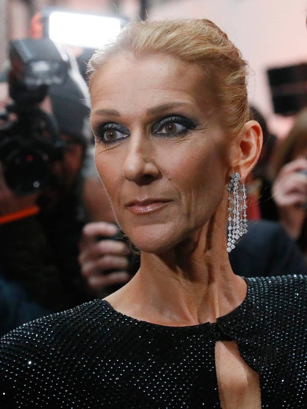 Celine Dion'un dünya turnesi iptal oldu: Çok üzgünüm - Magazin haberleri