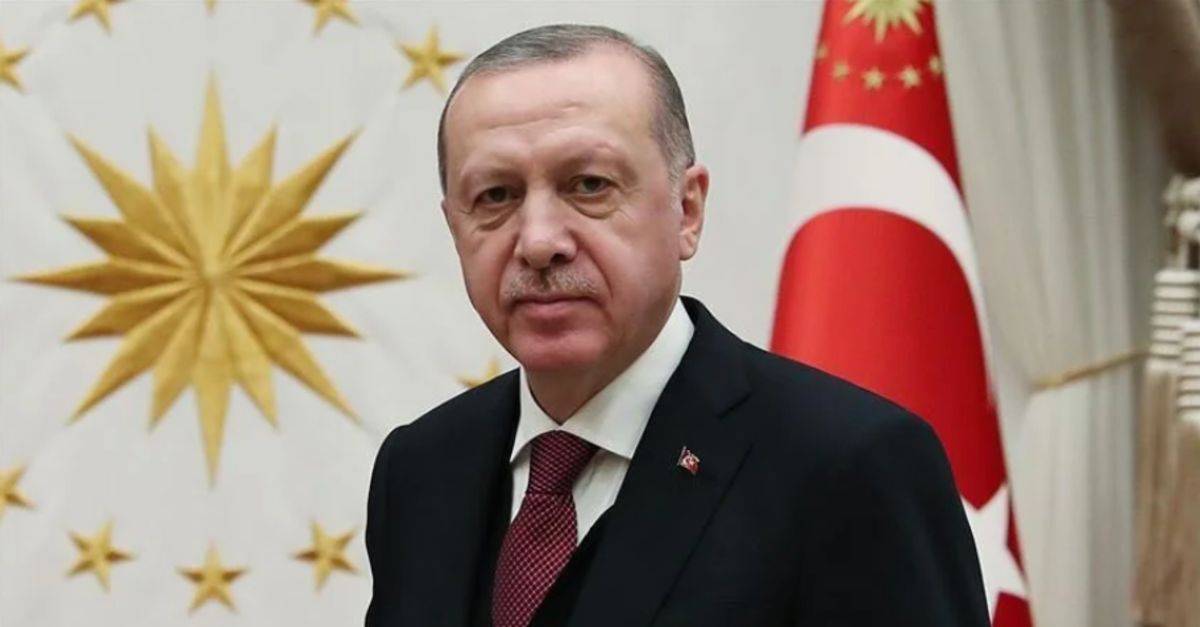 Cumhurbaşkanı Erdoğan’dan şampiyon olan Galatasaray’a tebrik mesajı