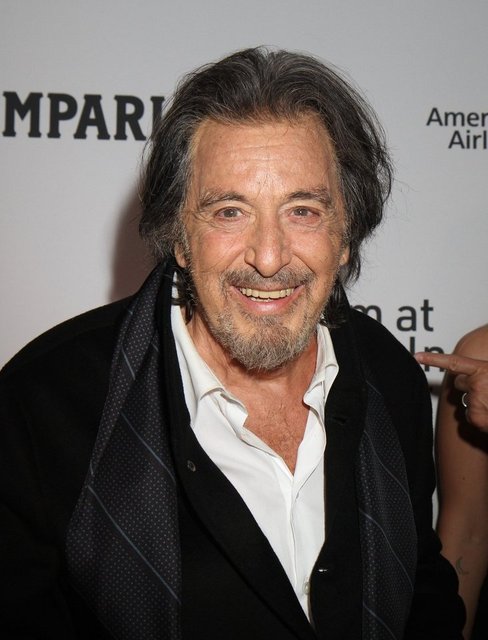 Duayen oyuncu Al Pacino 83 yaşında baba oluyor! Sevgilisi Noor Alfallah