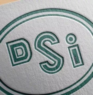 Devlet Su İşleri (DSİ) 819 sürekli işçi alımı başvuruları 12-16 Mayıs tarihleri arasında İŞKUR üzerinden tamamlandı. Belirtilen tarihleri arasında başvurularını tamamlayan adaylar, noter huzurunda yapılacak DSİ kura çekim tarihini araştırmaya başladı. Kura sonuçlarının ardından yapılacak yazılı ve sözlü sınavlara kadro sayısının 4 (dört) katı kadar asil ve aynı sayıda yedek aday çağrılacağı belirtildi. İşte 2023 DSİ kura sonuçlarının açıklanacağı tarih...
