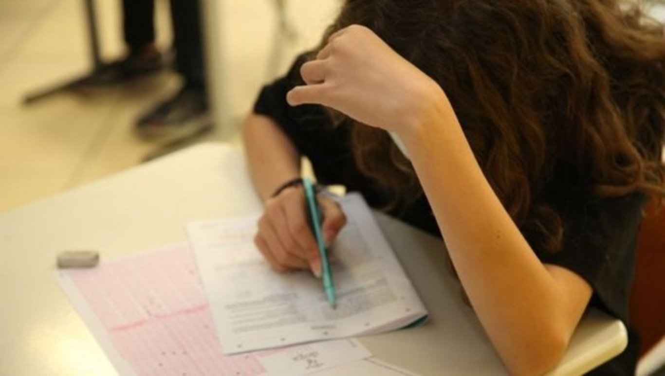 PDF GÖRÜNTÜLE: LGS soru ve cevapları yayımlandı! 2023 MEB LGS soruları ve cevap anahtarı sözel-sayısal A B kitapçığına nasıl bakılır?