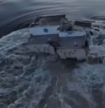 Rusya Ukrayna’da barajı vurdu: Bölgede sel tehlikesi!