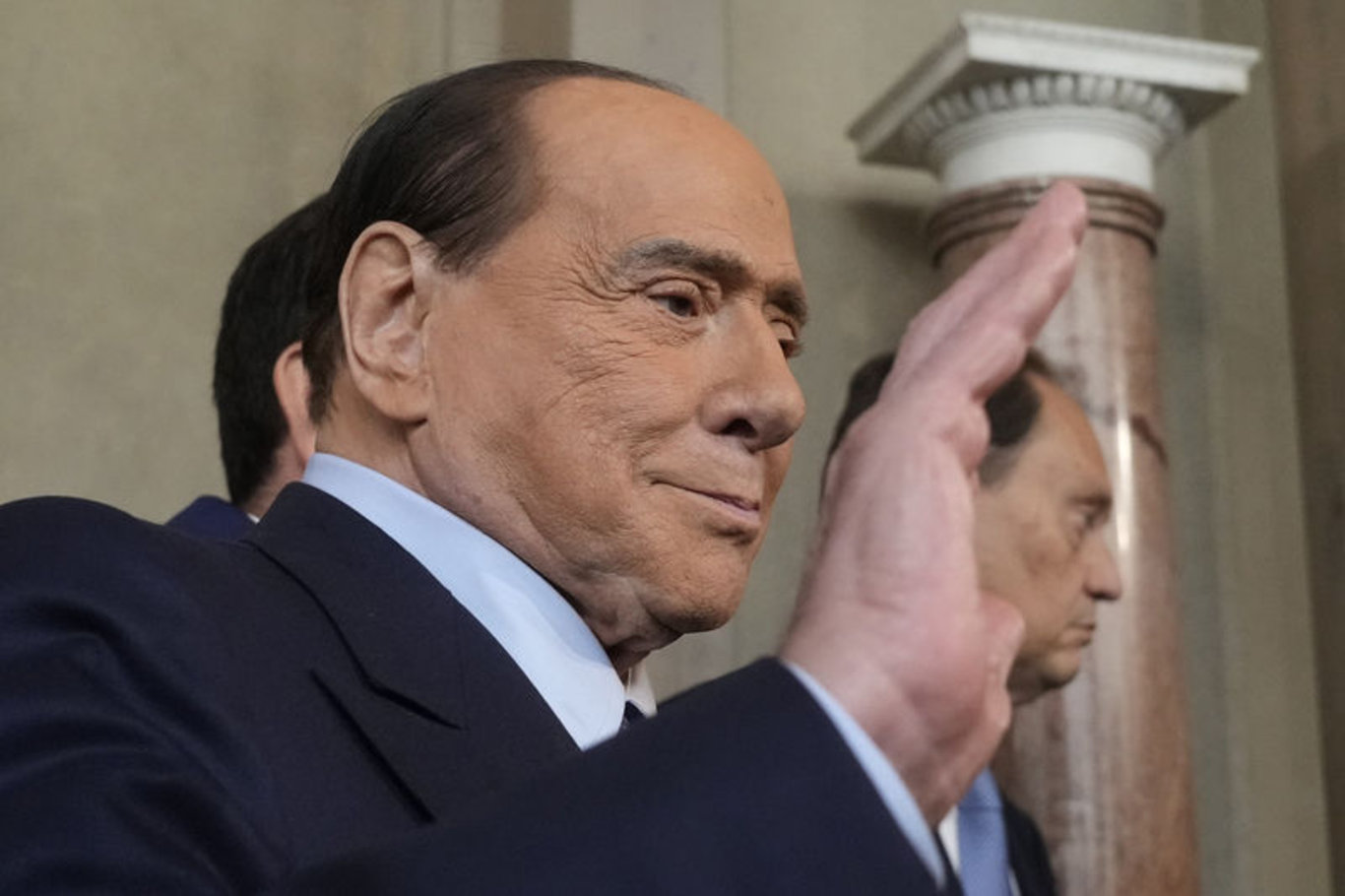 Silvio Berlusconi kimdir ve neden öldü? Eski İtalya Başbakanı Silvio Berlusconi hastalığı neydi, ölüm sebebi nedir ve kaç yaşındaydı?