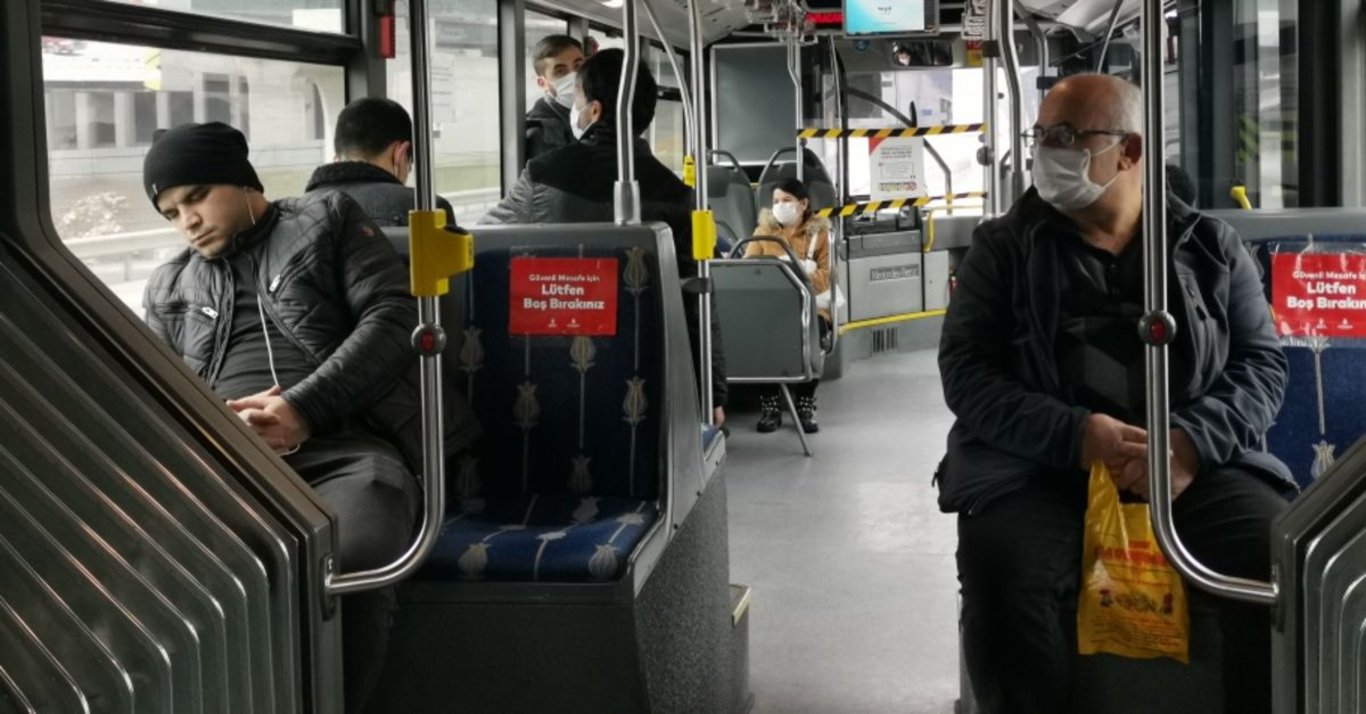 Yarın Ankara, İzmir ve İstanbul'da toplu taşıma ücretsiz mi? YKS'ye girecekler için otobüs, metro ve metrobüs ücretsiz mi olacak?