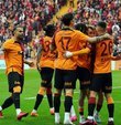 Süper Lig 2022-2023 sezonu sonunda 23. şampiyonluğunu ilan ederek mutlu sona ulaşan Galatasaray, yeni sezon hazırlıklarına 27 Haziran Salı günü itibariyle başladı. Bu yıl ülkemizi Şampiyonlar Ligi