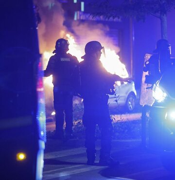 Fransız basını, polisin, 27 Haziran