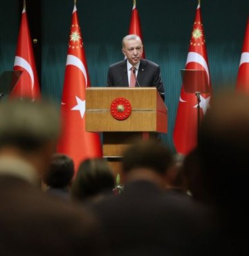 Hazine ve Maliye Bakanı Mehmet Şimşek, Cumhurbaşkanı Erdoğan
