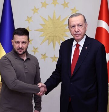 Ukrayna Devlet Başkanı Zelenskiy, Cumhurbaşkanı Erdoğan ile görüşmek üzere İstanbul