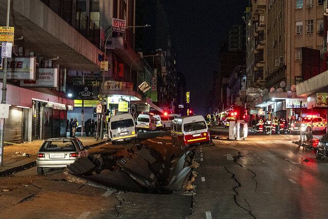 Güney Afrika'nın Johannesburg kentindeki patlamada 1 kişi öldü, 48 kişi