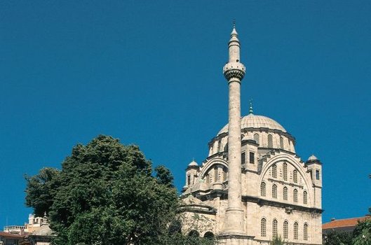 İstanbul’da adını kutsal kavramlardan alan camiler: İstavroz, Ayazma, Manastır ve Kilise