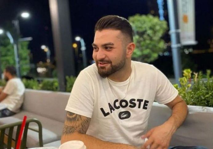Saldırıda hayatını kaybeden 24 yaşındaki Yunus Emre Erzen.