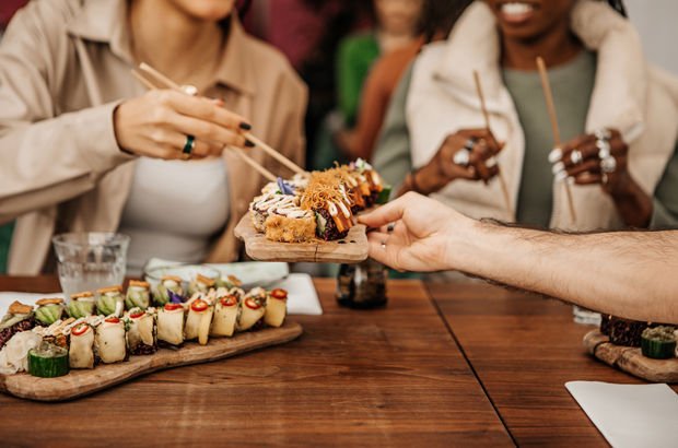Asyalılar neden çatal yerine chopstick kullanır?