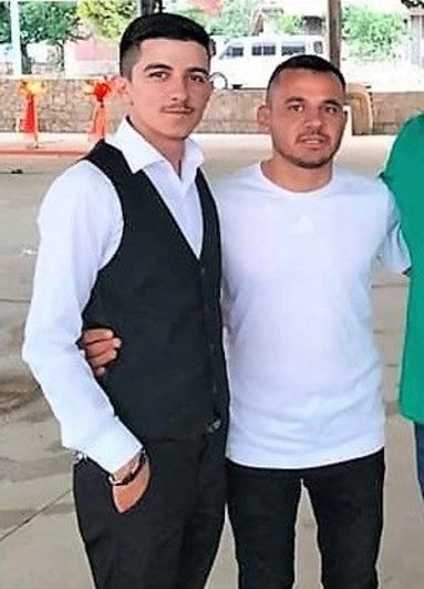 Öldürülen Kemal Akköse ve çifte cinayetin sanığı ağabeyi Mustafa Akköse (sağda).