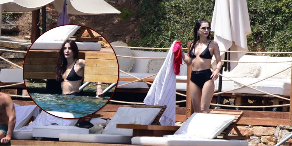 Bodrum'da denize girdi