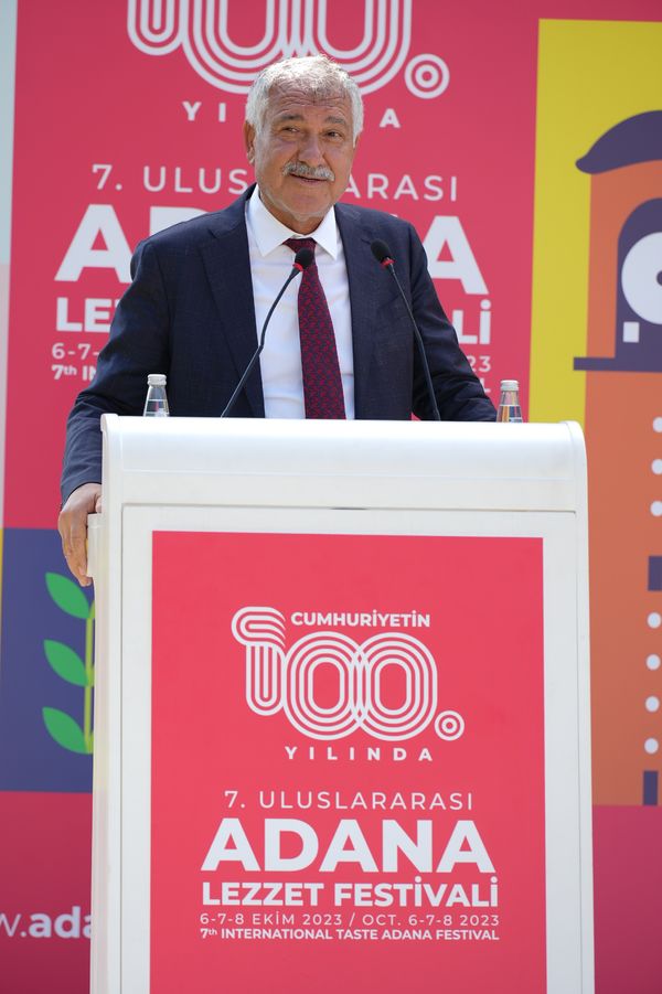 Adana Büyükşehir Belediye Başkanı Zeydan Karalar