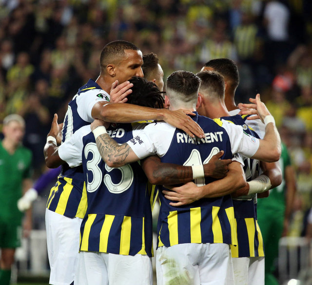 Spor Yazarları Fenerbahçe'nin Ludogorets Galibiyetini Değerlendirdi ...