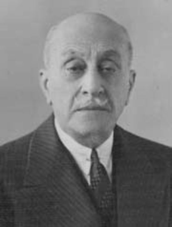 Görsel: Ahmet Muhtar Mollaoğlu (Wikipedia)