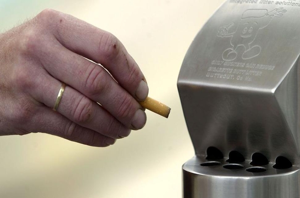 Yeni Zelanda, vergi indirimlerinin maliyetini karşılamak için sigara yasağını kaldıracağını açıkladı