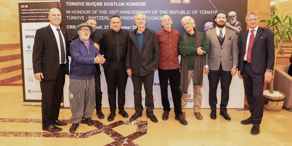 100. yıla anlamlı hediye...