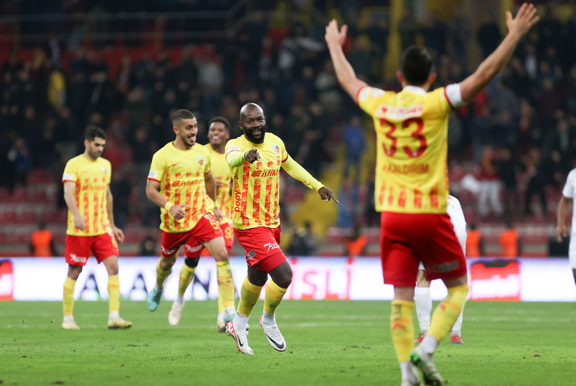 Mondihome Kayserispor 2-0 Siltaş Yapı Pendikspor | MAÇ SONUCU - Futbol ...