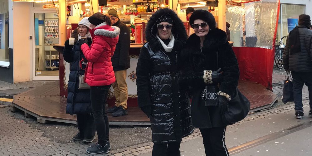 Yakın dostlar tatilde...