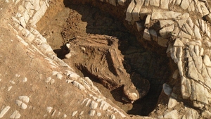 Galler'de 1500 yıllık gizemli bir mezarlık bulundu