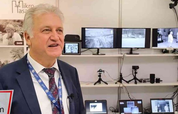 Sis, yağmur ve karda da görmeyi sağlayan teknolojik kritik kameraları geliştiren Prof. Dr.  Tayfun Akın...