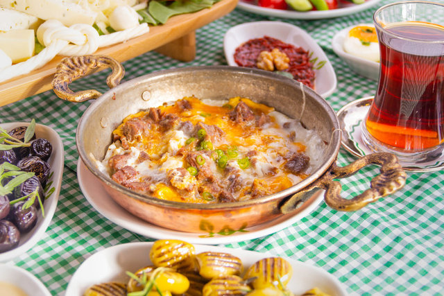 Kavurmalı yumurta