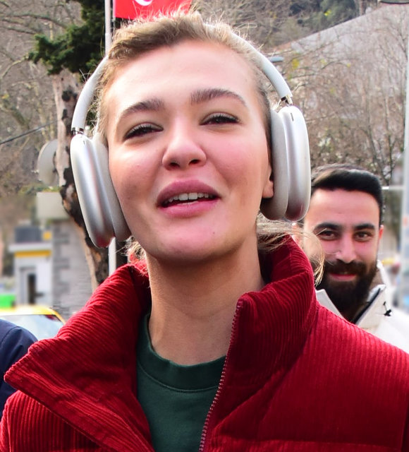 Melisa D�ngel: Arkada��m sevgilimle sevgili oldu